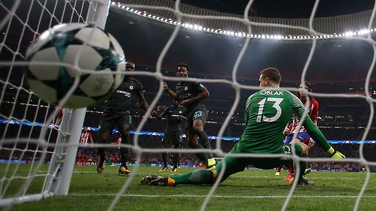In der 94. Minute krönte Michy Batshuay das Chelsea-Comeback gegen Atlético mit dem 2:1-Siegtreffer.