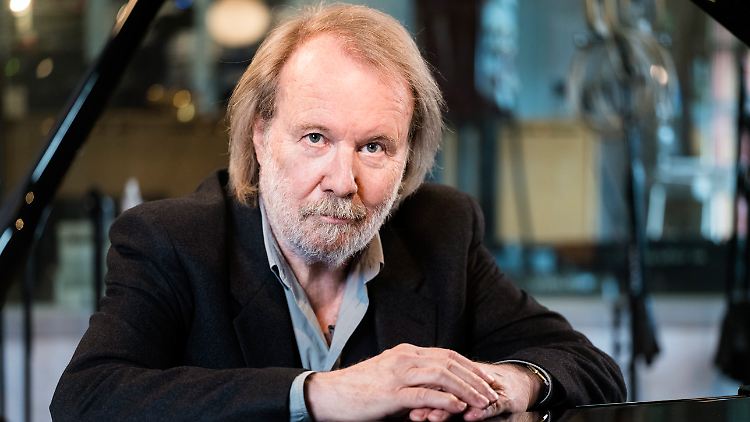 Benny Anderssons Piano-Memoiren: "Bei ABBA werde ich nicht sentimental" -  n-tv.de