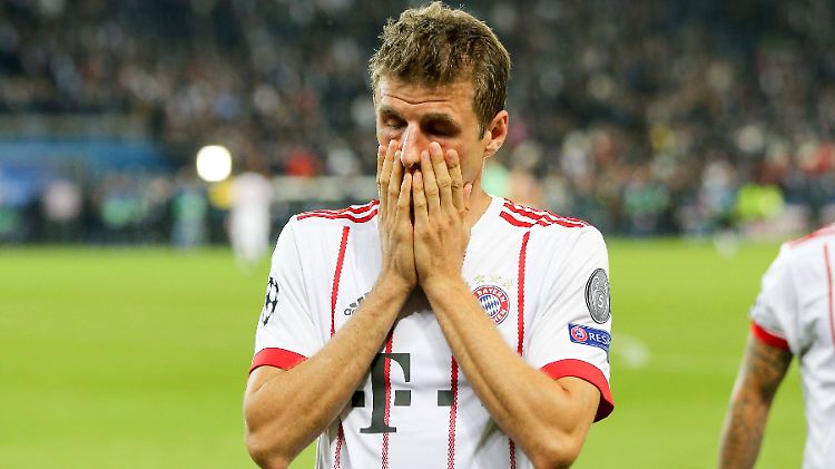 Thomas Müller und sein FC Bayern wollen sich im Rückspiel den PSG-Schock aus Körper und Geist spielen.