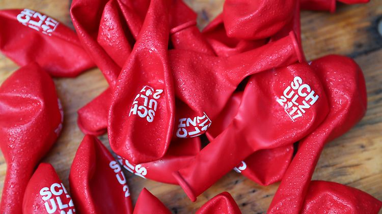 Luft raus? Nach der Wahlschlappe vom vergangenen Wochenende meldeten sich Parteiangaben zufolge 3000 neue Mitglieder bei der SPD.