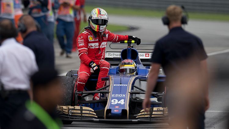 Fuhr mit dem "Wehrlein-Taxi" ins Ziel: Sebastian Vettel.