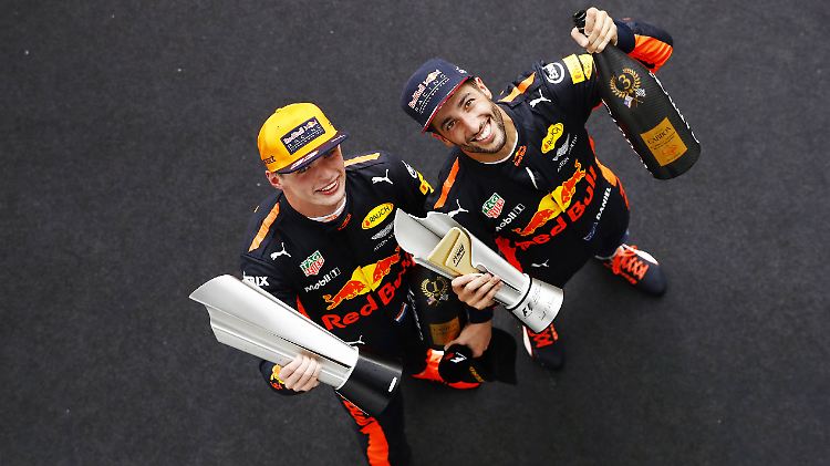 Erfolgreiches Red-Bull-Duo: Gewinner Max Verstappen (l.) und Daniel Ricciardo.
