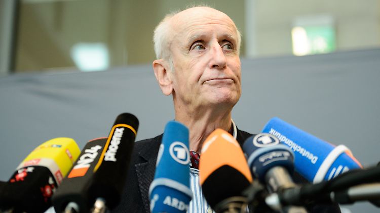 "Disqualifiziert": AfD-Kandidat Albrecht Glaser.