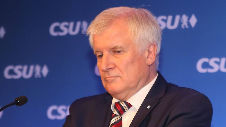 Horst Seehofer hat die Kurz-Strategie in Bayern ebenfalls versucht. Funktioniert hat es nicht - die CSU war weiterhin nur Schmiedl, nicht Schmied.