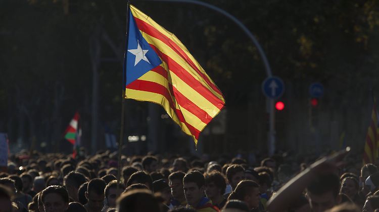 Ein Kompromiss zwischen Barcelona und Madrid ist nicht in Sicht. 