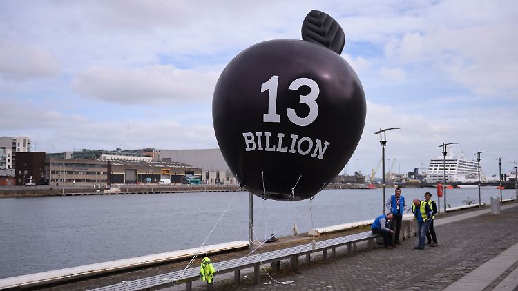 13 Milliarden Euro, der Ire spricht von "Billions", sind gefordert.