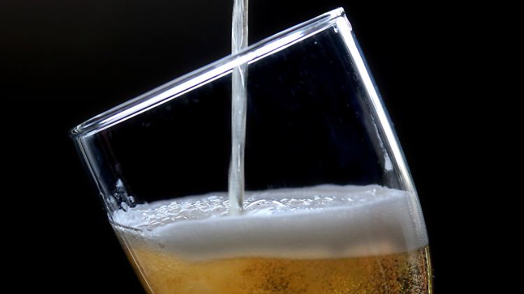 Gelbgoldener Glanz und weiße Schaumkrone - Pilsner-Biere machen heute zwei Drittel der Weltproduktion aus.