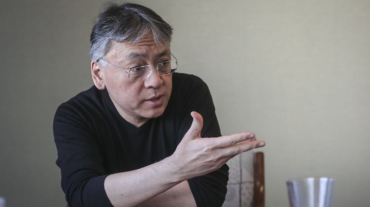 Ishiguro möchte mit seinem Preis zu einer positiven Atmosphäre in unsicheren Zeiten beitragen.