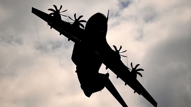 Der A400M kostet immer mehr Geld - und bringt bislang nicht die erhofften Einnahmen.