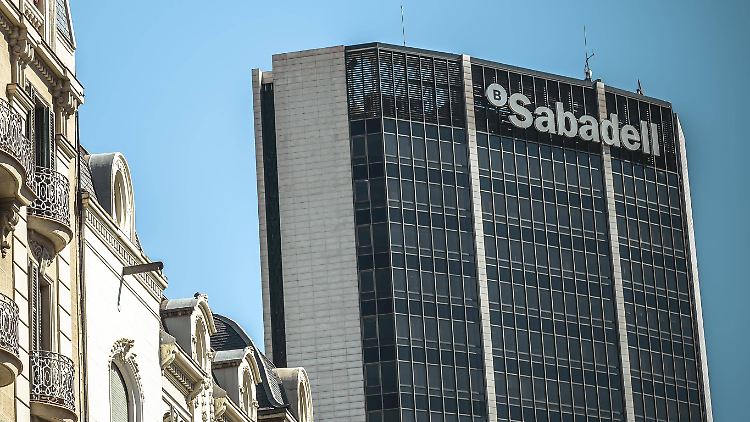 Die Banco Sabadell will nach Alicante ziehen.