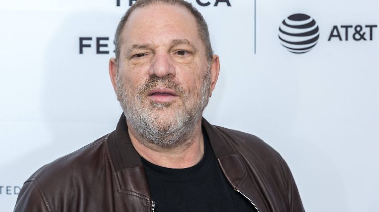 Laut seiner Beraterin ist Harvey Weinstein ein "alter Dinosaurier auf neuen Wegen".