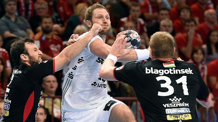 Es war ein hartes Spiel für Steffen Weinhold und sein Team - am Ende konnte sich Kiel nicht durchsetzen.