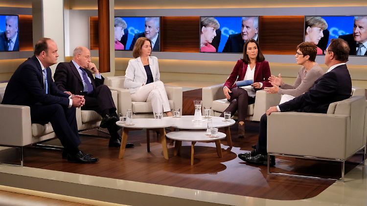 Wills Gäste, von links nach rechts: Robin Alexander, Gregor Gysi, Katharina Barley, Annegret Kramp-Karrenbauer und Hans-Peter Friedrich