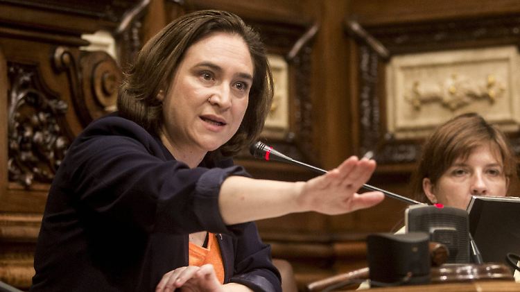 Ada Colau fürchtet um den sozialen Zusammenhalt in Katalonien.