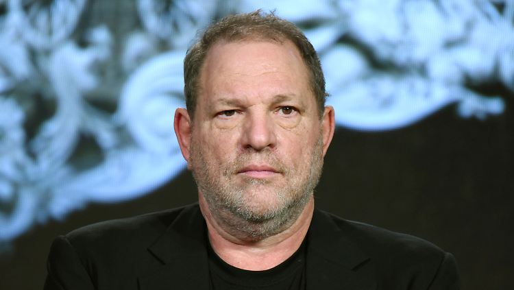 Harvey Weinstein hat zugegeben, Frauen sexuell belästigt zu haben.