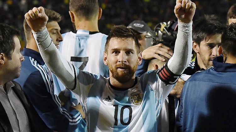 Erleichterung pur: Weltstar Lionel Messi darf sein Können auch bei der WM in Russland zeigen - Argentinien qualifiziert sich auf den letzten Drücker.