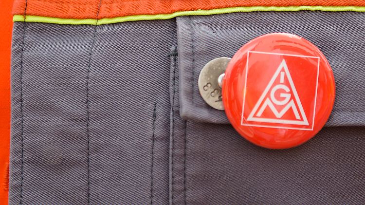 Nach 20 Jahren 35-Stunden-Woche beginnt die Debatte um die Flexibilisierung der Arbeitszeit.