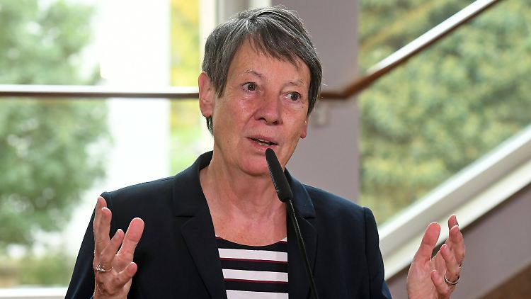 Umweltministerin Barbara Hendricks appelliert an die neue Bundesregierung, in Klimaschutzfragen noch einmal nachzusteuern.