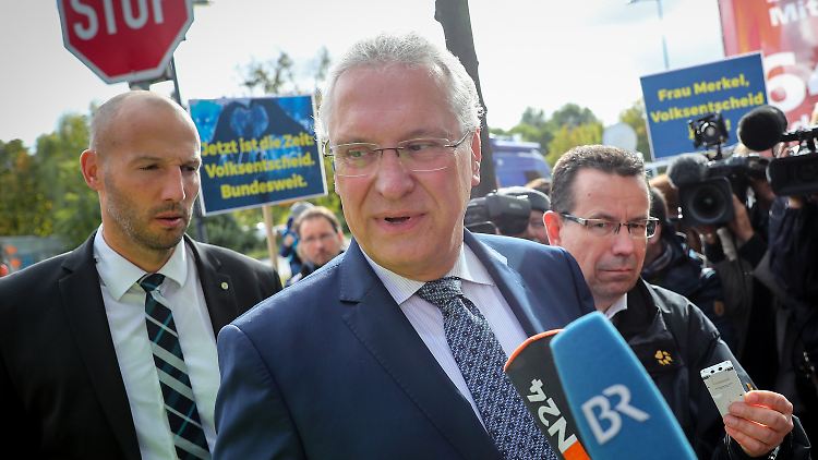 Joachim Herrmann will in der neuen Regierung einen Ministerposten.