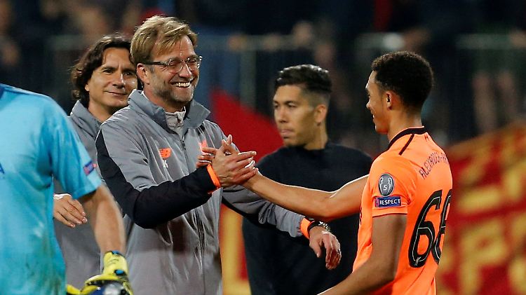 Einfach glücklich: Jürgen Klopp nach Liverpools Kantersieg in Maribor.