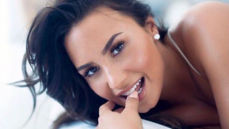 Früher war Demi Lovato süchtig nach Drogen und Alkohol. Heute kann sie darüber sprechen.