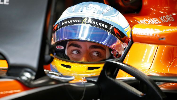 Fernando Alonso bleibt McLaren treu.