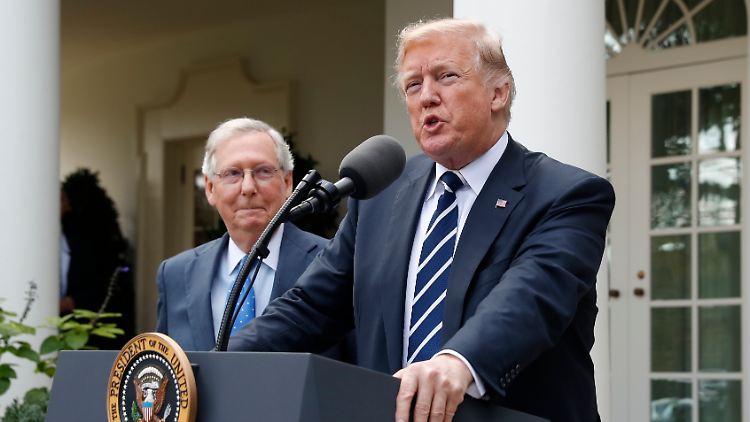 US-Präsident Donald Trump und Mitch McConnell, der Mehrheitsführer der Republikaner im Senat.