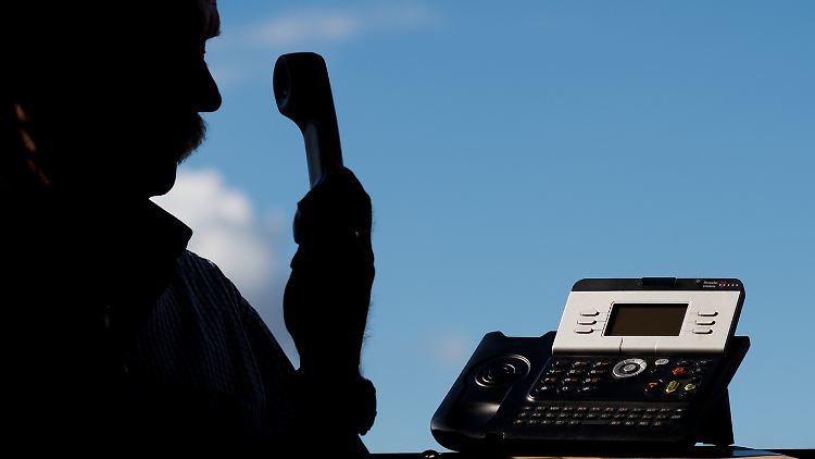 Auf dem Telefon-Display erscheint oft fälschlicherweise die "110", wenn die Betrüger anrufen.