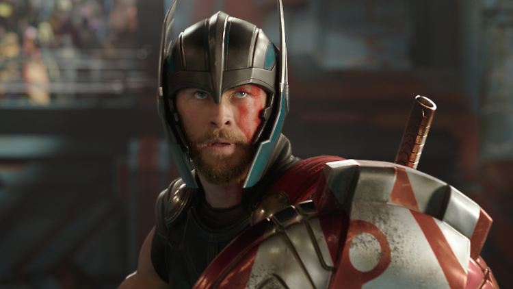 Trifft zumindest in Sachen Humor den Nagel auf den Kopf: Chris Hemsworth in "Thor: Tag der Entscheidung".