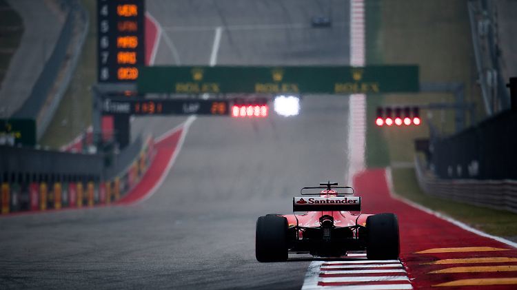 Fährt Hamilton hinterher: Sebastian Vettel