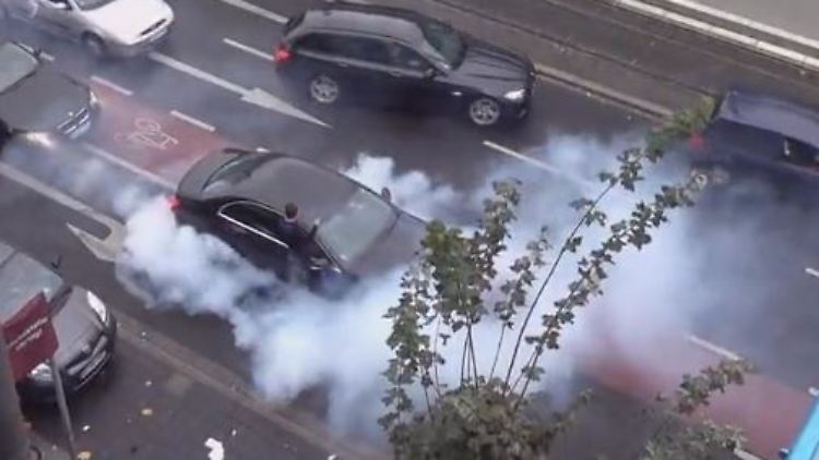 Hochzeitskorso Schüsse.JPG