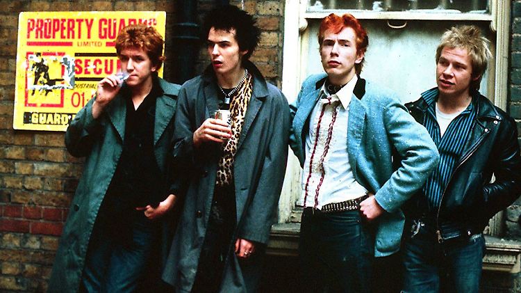 Gitarrist Steve Jones, Bassist Sid Vicious, Sänger Johnny Rotten und Schlagzeuger Paul Cook (v.l.) im Mai 1978 in London.