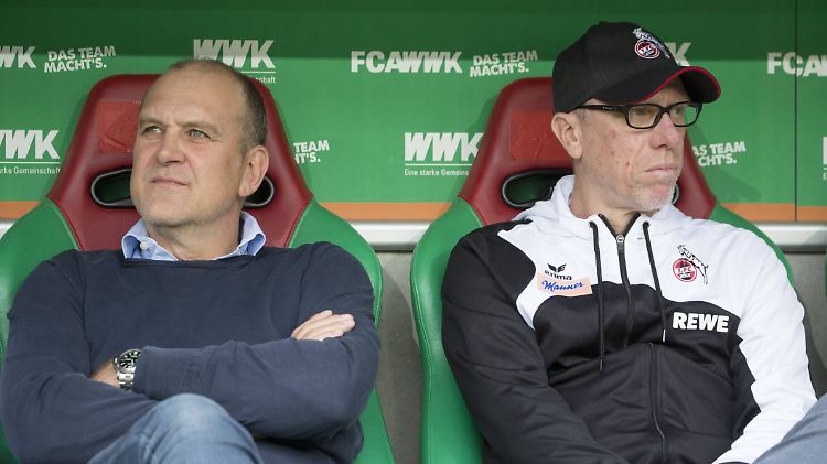 Jörg Schmadtke (l.) wollte Coach Peter Stöger niemals entlassen. Sagt Jörg Schmadtke.