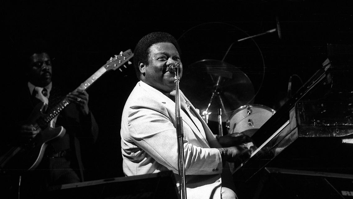 Fats Domino wurde bekannt mit Songs wie "Ain't that a shame" oder "I'm walking" - RIP.