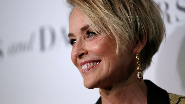 Back to the Mafia-roots: Sharon Stone.