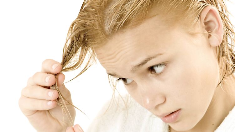 Haare machen heute eine Menge mit, man kann sie auch "überpflegen".