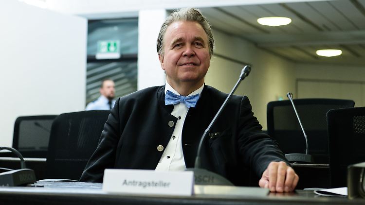 Die AfD-Fraktion will Heinrich Fiechtner gerne komplett ausschließen.