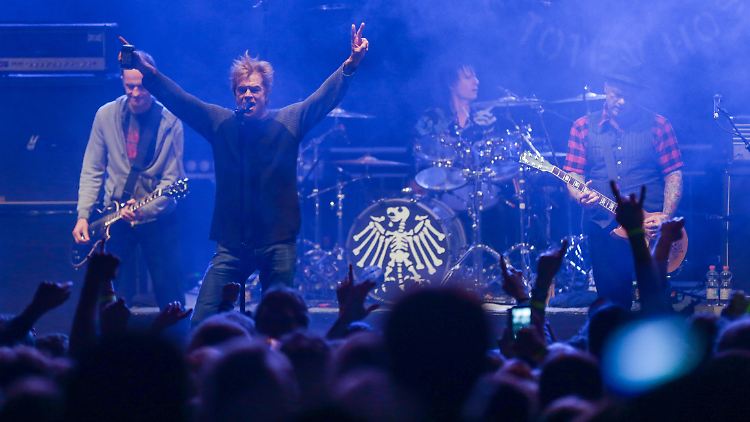 Erfreuen die Fans mit einer Tournee-Zugabe: Die Toten Hosen.