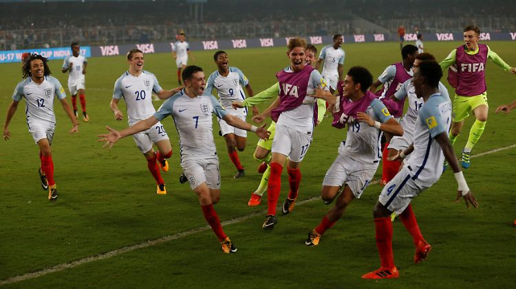 Englischer WM-Jubel in Indien. Im Nachwuchsfußball geht das.