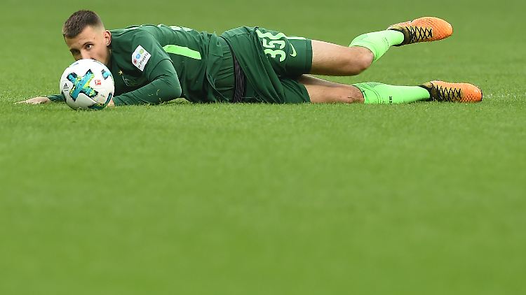 Wie schon gegen Gladbach zeigte Bremen auch gegen Augsburg eine erschreckend schwache Leistung im eigenen Stadion.