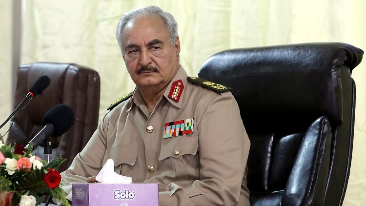 Der umstrittene abtrünnige General Chalifa Haftar.
