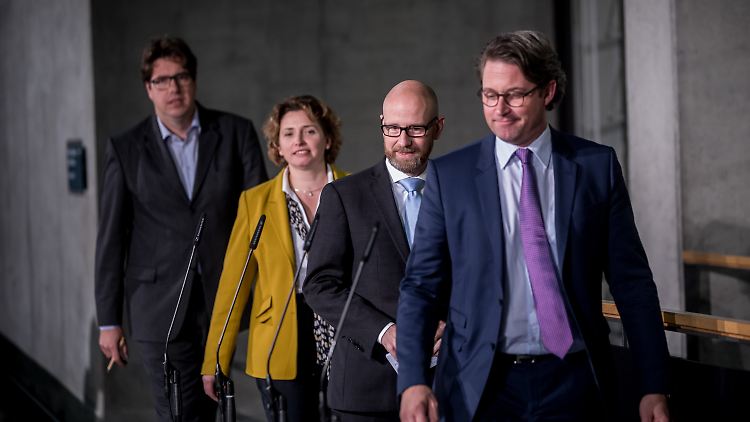 Da kommen sie wieder, die Generalsekretäre.