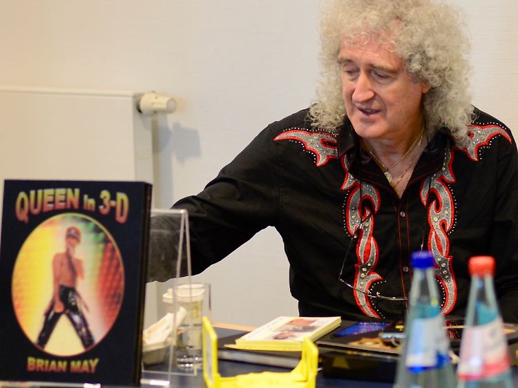 Brian May bei der Präsentation des neuen Werks auf der Frankfurter Buchmesse.