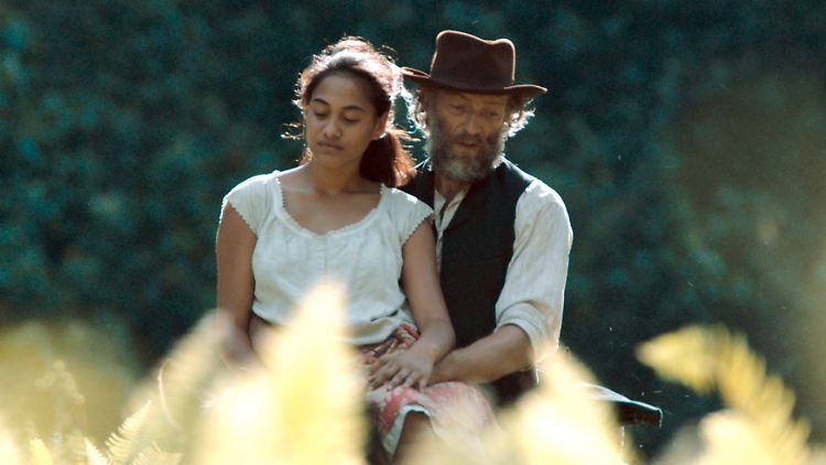 Mit Tuhei Adams als Tehura, Gauguins Muse und Modell.