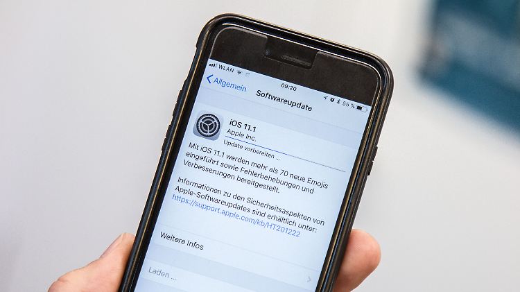 iOS 11.1 bringt 70 neue Emojis und flickt eine Sicherheitslücke. 