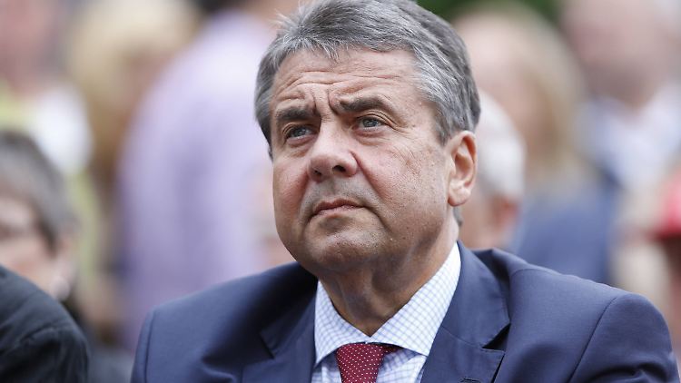 Sigmar Gabriel gehört seit knapp 20 Jahren zu den Spitzenpolitikern in Deutschland: Bald hat der Sozialdemokrat keine herausgehobene Stellung mehr.