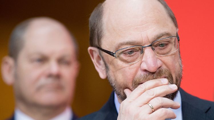 Scholz und Schulz: der Parteichef und sein Stellvertreter. Auf ihrem Parteitag wählt die SPD im Dezember ihren Parteivorstand neu.