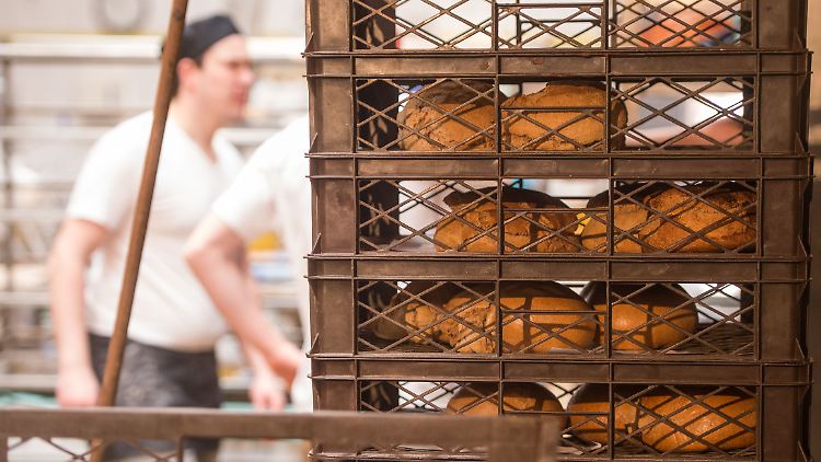 Kleine Bäckereien finden schwer neue Mitarbeiter.