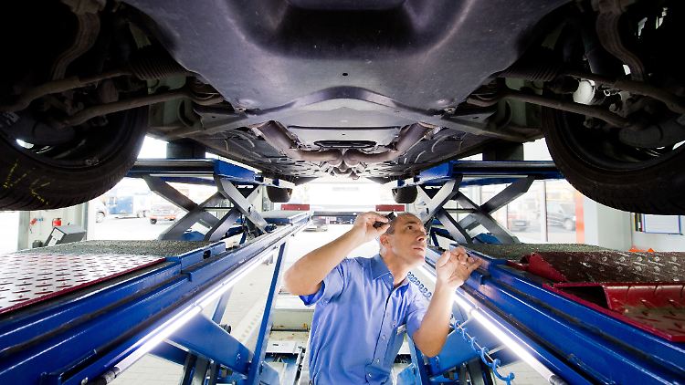 Besonders häufig bemängelt der TÜV Bremsen, Fahrwerk. Licht und die Abgasanlage.