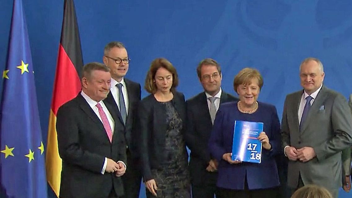 WirtschaftsweisePrognose.jpg